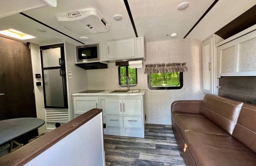 Cherryfield Wohnung | Stillwater Hostel RV Rental