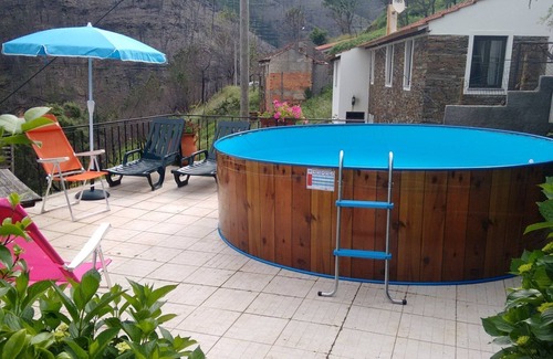 Arganil Haus | Steinhaus am Rande des ruhigen Dorfes Bocado, Arganil 7km