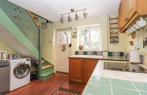 Weobley Hütte | STONE COTTAGE, pet friendly, character holiday cottage in Weobley