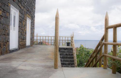 Calheta de Nesquim Haus | Stone Dreams - Namoradeira