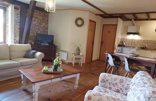 St-Pardoux-et-Vielvic Haus | Stone house close to all the major sites of the Périgord Noir