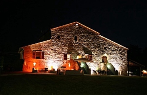 Monterenzio Villa | Das Steinhaus Casafort di Rignano aus dem XIII Jahrhundert, am Hang Über Castel San Pietro Terme