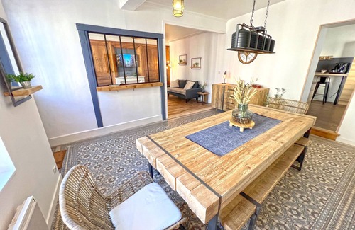 Poncin Haus | Stone house with jacuzzi 500m from the Ain 3bed 8p