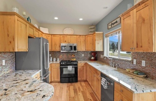 Blanchard Haus | Stoneridge Retreat: Golf Course Views & Mountain Escape