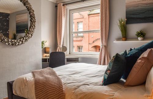 Leek Haus | Stonesthrow Townhouse