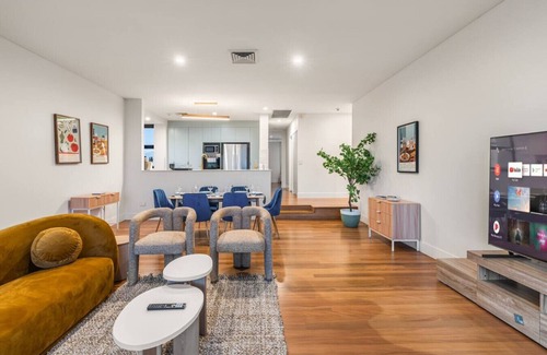 New Farm Wohnung | Story Bridge & Riverview | 2 Carparks | Modern Apt