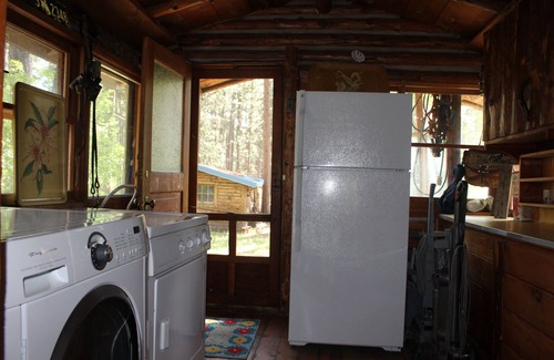 Saddlestring Kabine | Storybook-Haus im Herzen der Big Horn Mountains