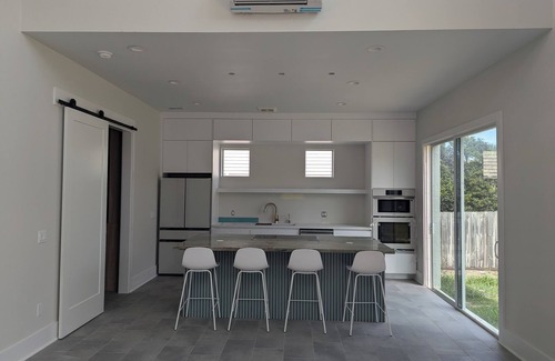 Ormond-by-the-Sea Villa | Striking Villa - Catagory 5 - w/ pool, WiFi in fantastic Ormond Beach