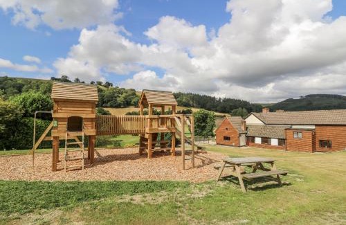 Tirabad Haus | Stud Farm House