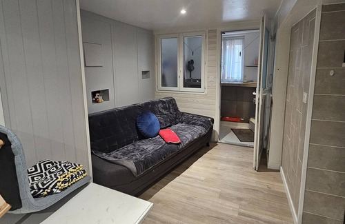 Orgelet Wohnung | Studio 1 Chambre, Cosy au Calme. Salle de Bains, WC Séparé et Grande Cuisine