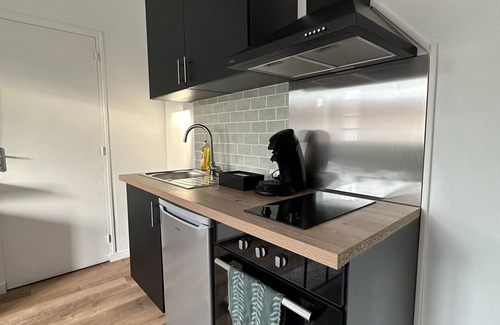 Maisons-Alfort Wohnung | Studio 25m2 Rénové Proche Métro - Parking Privé