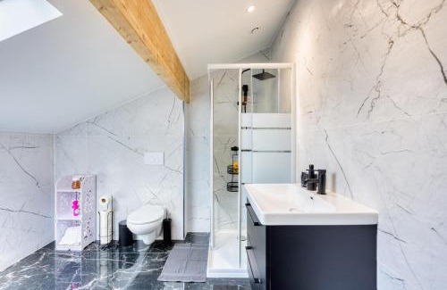 Coubron Wohnung | Studio 3