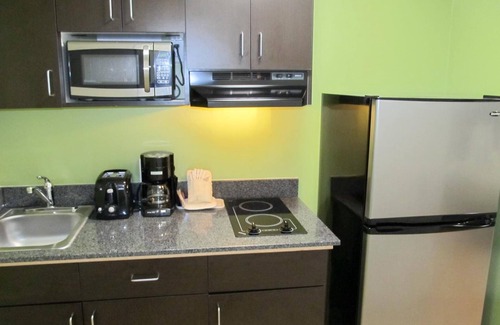 Chamblee Hotel | Studio 6 Atlanta, GA - Chamblee