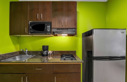 Chamblee Hotel | Studio 6 Atlanta, GA - Chamblee