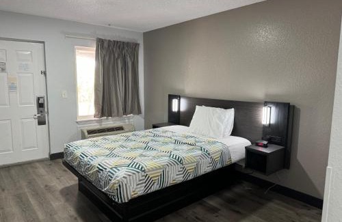 West Palm Beach Hotel | Studio 6-West Palm Beach, FL