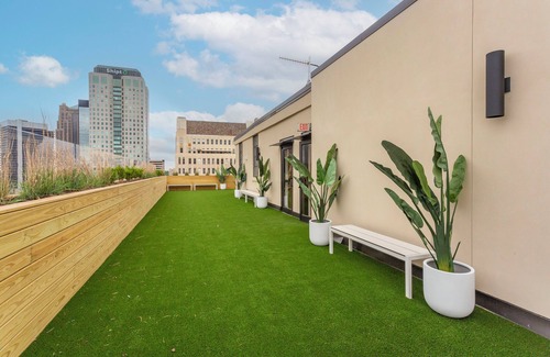 Civil Rights Historic District Wohnung | Studio 613 at The Frank