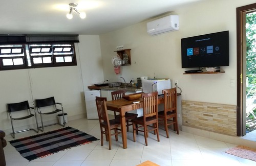 Praia Grande Wohnung | Studio nur wenige Schritte vom wunderschönen Praia do Julião entfernt