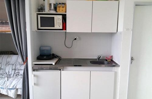 Argeles Plage Wohnung | Studio Alcôve 3 pers avec balcon et parking privé à 300m des plages d'Argelès - FR-1-388-60