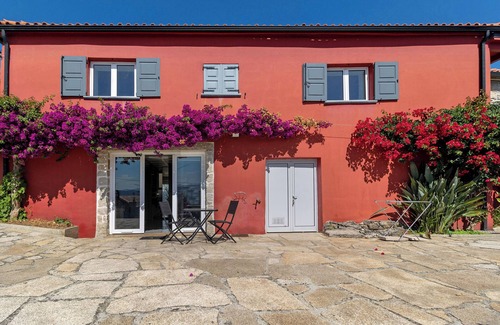 Bico Wohnung | Einzimmerapartment '' mit Bergblick, Gemeinschaftspool und Wi-Fi