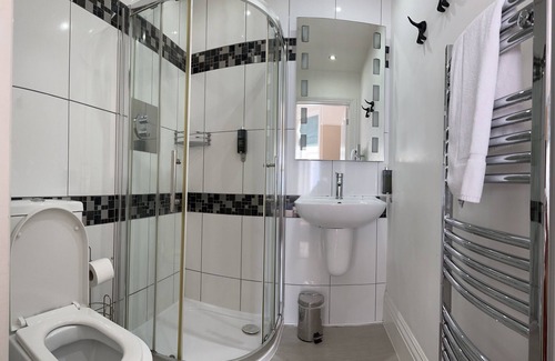 Westbourne Wohnung | Studio-Luxus-Ensuite mit Dusche-Strassenblick-Apartment 1