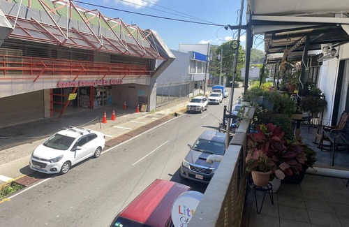 El Cerro Wohnung | Erstaunliche neue Eigentumswohnung in Manuel Antonio - Quepos