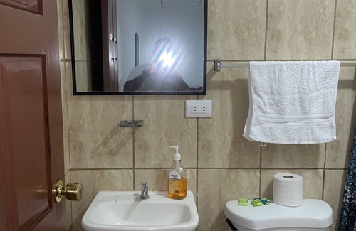El Cerro Wohnung | Erstaunliche neue Eigentumswohnung in Manuel Antonio - Quepos