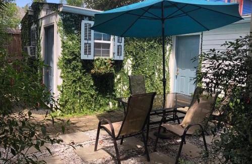 Faubourg Delachaise Wohnung | Studio Apartment Antonine