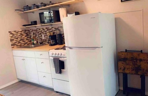 Nob Hill Wohnung | Studio Apartment near UNM, several hospitals and Nob Hill.