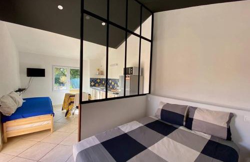 Carces Wohnung | Studio avec une belle terrasse Pour les amoureux