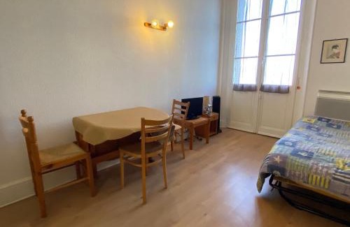 Evian-les-Bains Wohnung | Studio cosy près des quais d'Evian - FR-1-498-51