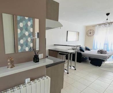 Roissy-en-Brie Wohnung | Studio Cozy avec Terrasse en centre ville !