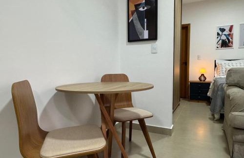 Sao Carlos Wohnung | Studio in front of USP