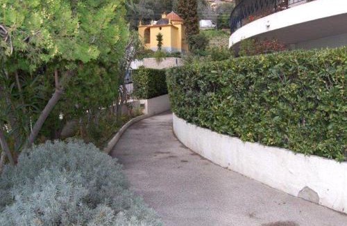 Menton Wohnung | Studio moderne avec terrasse proche plages et centre, WiFi gratuit - FR-1-196-216