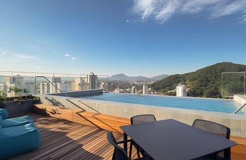 Itoupava Seca Wohnung | Studio moderno com cama Queen e piscina perto da Oktoberfest!