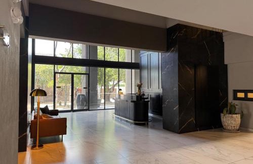 Leon Wohnung | Studio Near Poliforum and Downtown