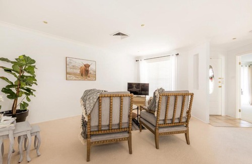 Bomaderry Haus | studio on Jasmine