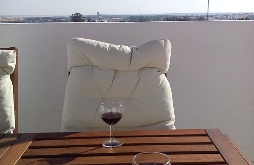 Evora Wohnung | Studio on the central square with a terrace with a hot tub and excellent views.