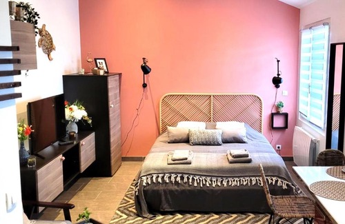 Vemars Wohnung | studio Orange - Parc Astérix - Mer de Sable - Villepinte - Aéroport CDG