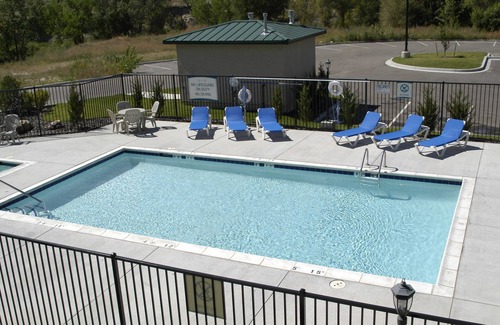 Northwest Colorado Springs Wohnung | Studio | Perfect for Hikers or Business Travelers!