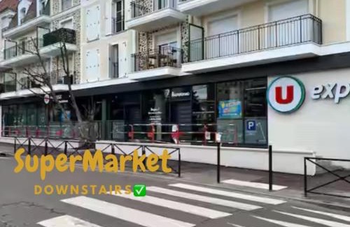 Les Perroquets Wohnung | Studio Spacieux 4 Personnes avec Terrasse privée & Bureau - Gare à 4min, Paris en 30min
