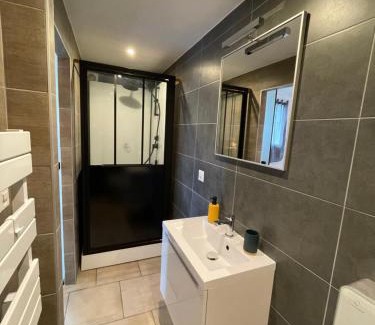 Areuse Wohnung | Studio Terrasse Vue Lac Entrée indépendante
