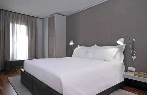 Santo Antonio Hotel | Studio Unit at Altis Prime, Near Attractions, Onsite Jacuzzi, Private Parking!