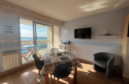 Trevou-Treguignec Wohnung | Studio Vue imprenable sur la Mer et les 7 Iles