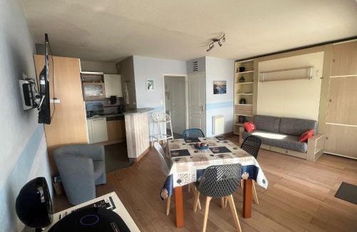 Trevou-Treguignec Wohnung | Studio Vue imprenable sur la Mer et les 7 Iles