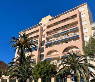 Golfe Juan Wohnung | Studio VUE MER IMPRENABLE PLEIN SUD à GOLFE JUAN