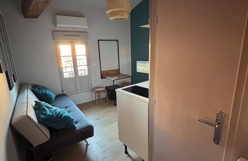 Saint - Aubin - Dupuy Wohnung | Studio with character - Place DUPUY