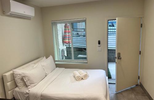 Bankers Hill Hotel | Studio with Private Entrance next to Balboa Park