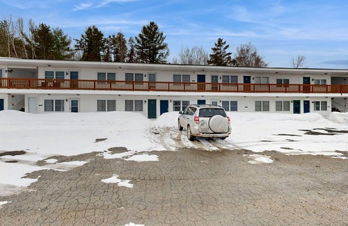 Rockwood Wohnung | Studio-Apartment mit geteiltem Dock und herrlichem Blick auf den Moosehead Lake / Mt. Kineo!