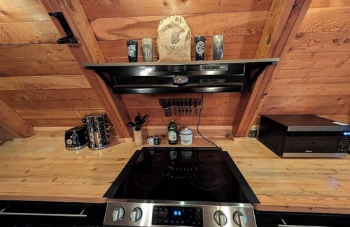 Garden Valley Kabine | STUGÄ cabin, walk 2 hot spring's pool & food