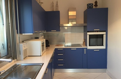 Neuilly-sur-Seine Wohnung | Schöne Penthouse (7 und 8 Stockwerke) 140 m2, 2 Schlafzimmer 100 m2 Terrasse